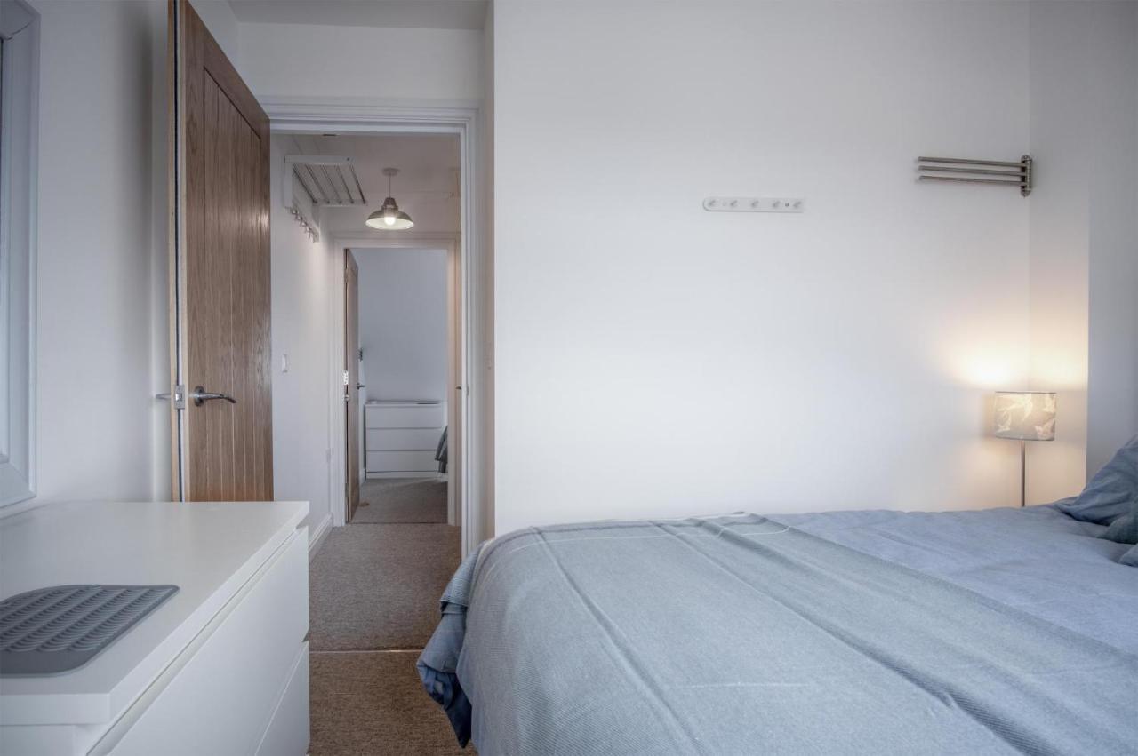 Ramsey Apartment - 2 Bedroom Apartment - Tenby Ngoại thất bức ảnh